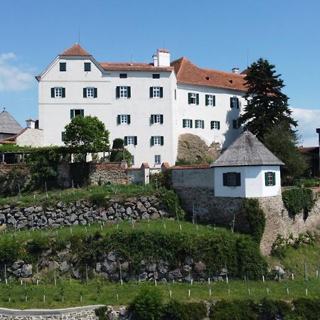 Schloss Kapfenstein Eksteriør billede