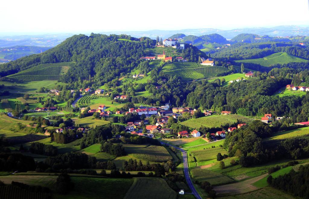 Schloss Kapfenstein Eksteriør billede